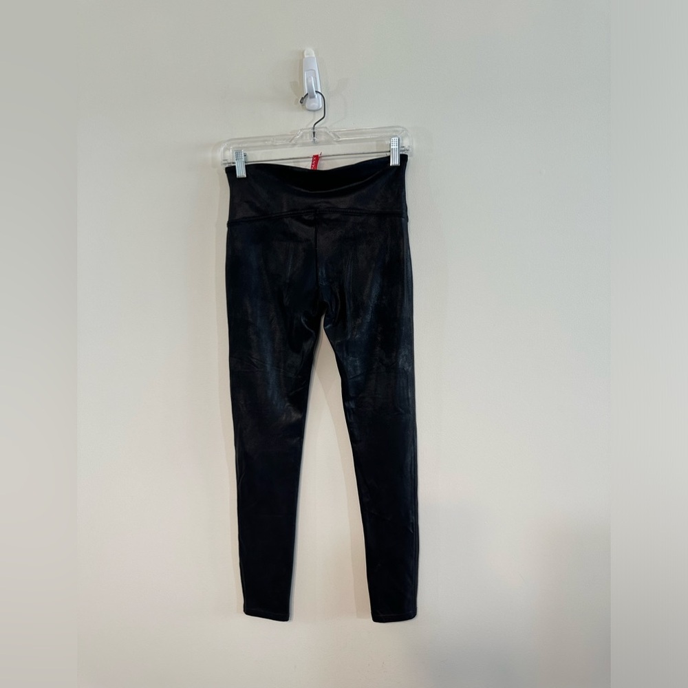 SPANX Faux Leather Black Leggings Size Large - Picture 3 of 4